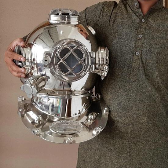 45.72 cm Nautical Scuba Diving Helmet Mark V US Navy Deep Sea Diving Divers Helmet Chrome Plated Helmet Gift