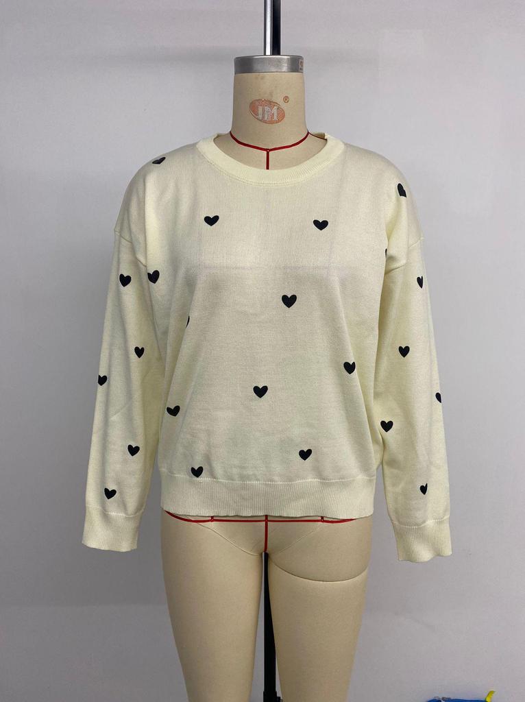 2026 Autumn/Winter Women's Loose Heart Jacquard Sweater - Sweet Girly Style, Long Sleeve, Round Neck