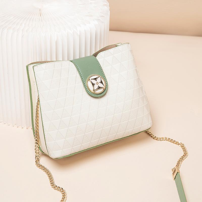 Bolsa de couro com corrente atmosférica simples feminina, primavera/verão 2023, nova bolsa de ombro único com alça transversal, tendência