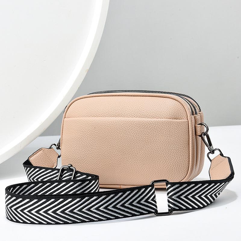 Fashion Women's Bag New Basic Colour PU Crossbody Bag Small Size Bag Women's Wide Shoulder Strap Single Shoulder Bag Small Square Bag