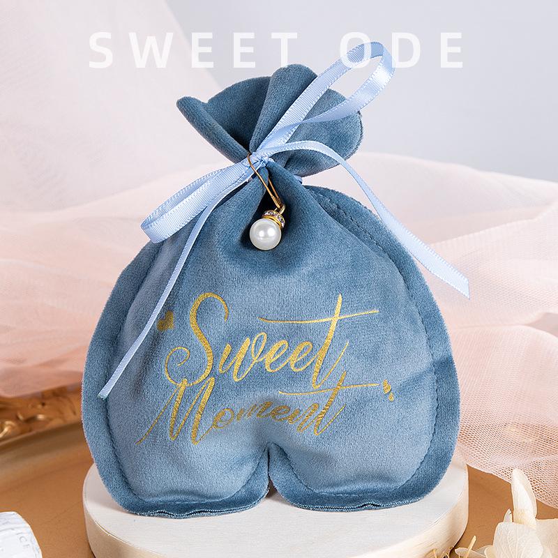 Heart-Shaped Gift Bags with Velvet Ribbon - Wedding and Candy Packaging Bags 16.5*13