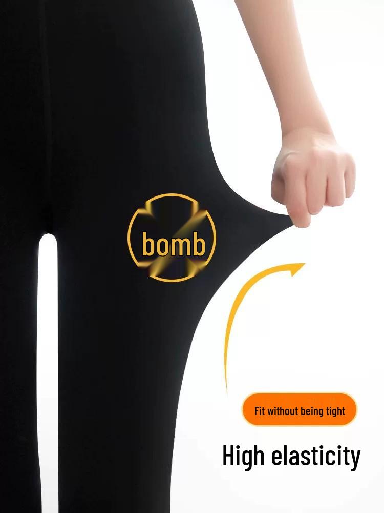 Women's Fleece-Lined Thickened Leggings: Flesh-Colored, Foot-Covering Pantyhose for Autumn and Winter Warmth with Bare-Leg Feel
