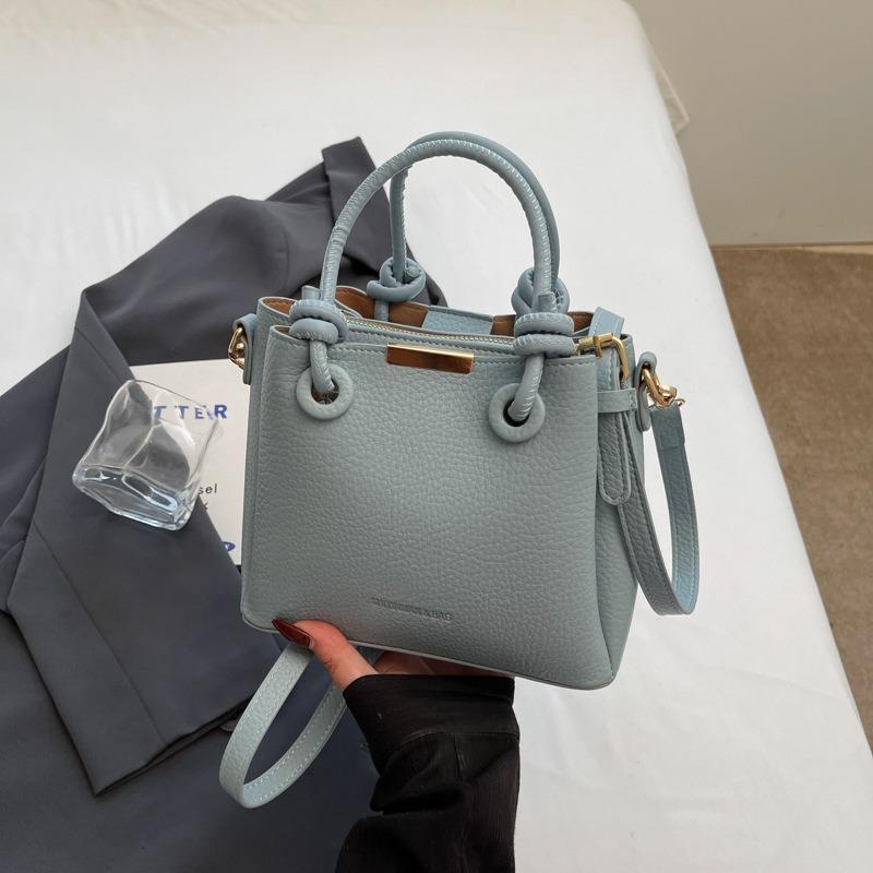 Premium Small Bag Women's New Fashion Versatile Portable Bucket Bag Summer Messenger Bag