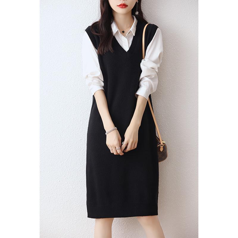Women's 100% Wool V-Neck Sleeveless Knitted Vest Dress - Long Cardigan Style