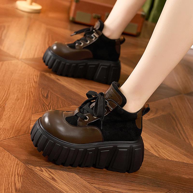 Platform short boots women's 2025 autumn and winter new versatile high-top shoes casual small leather shoes small inner height-increasing women's shoe