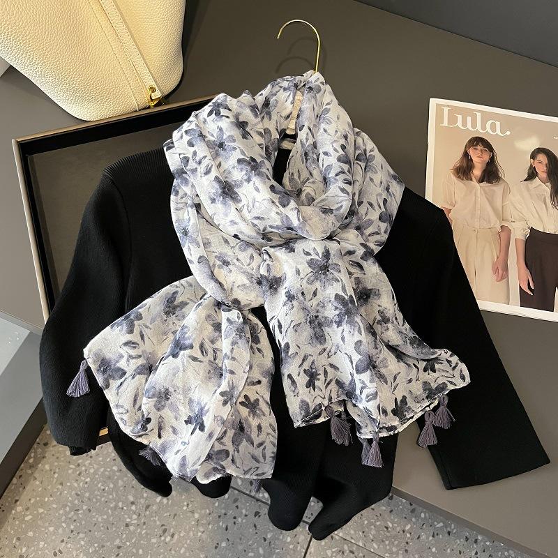 31 Design Fashion Bohemina Paisley Floral Tassel Viscose Shawl Scarf High Quality Wrap Pashmina Stole Bufandas Muslim Hijab