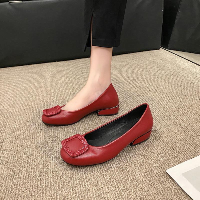 New soft leather shallow mouth medium heel single shoes women's shoes round head versatile rough heel soft leather versatile commuter work shoes
