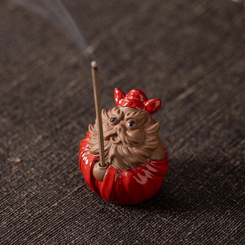 Zhong Kui Ceramic Incense Burner and Holder for Indoor Use - Tea Table Ornament