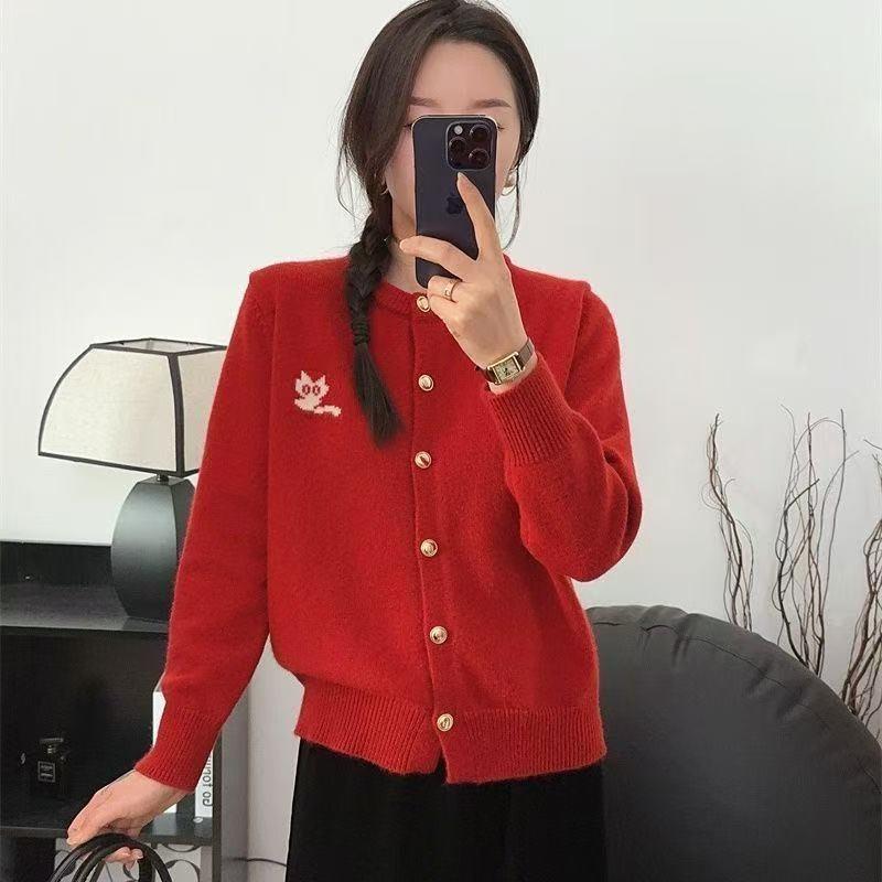 

Over-serving red cardigan sweater women s autumn and winter new versatile age-reducing knitted jacket women s spring and autumn S червоний