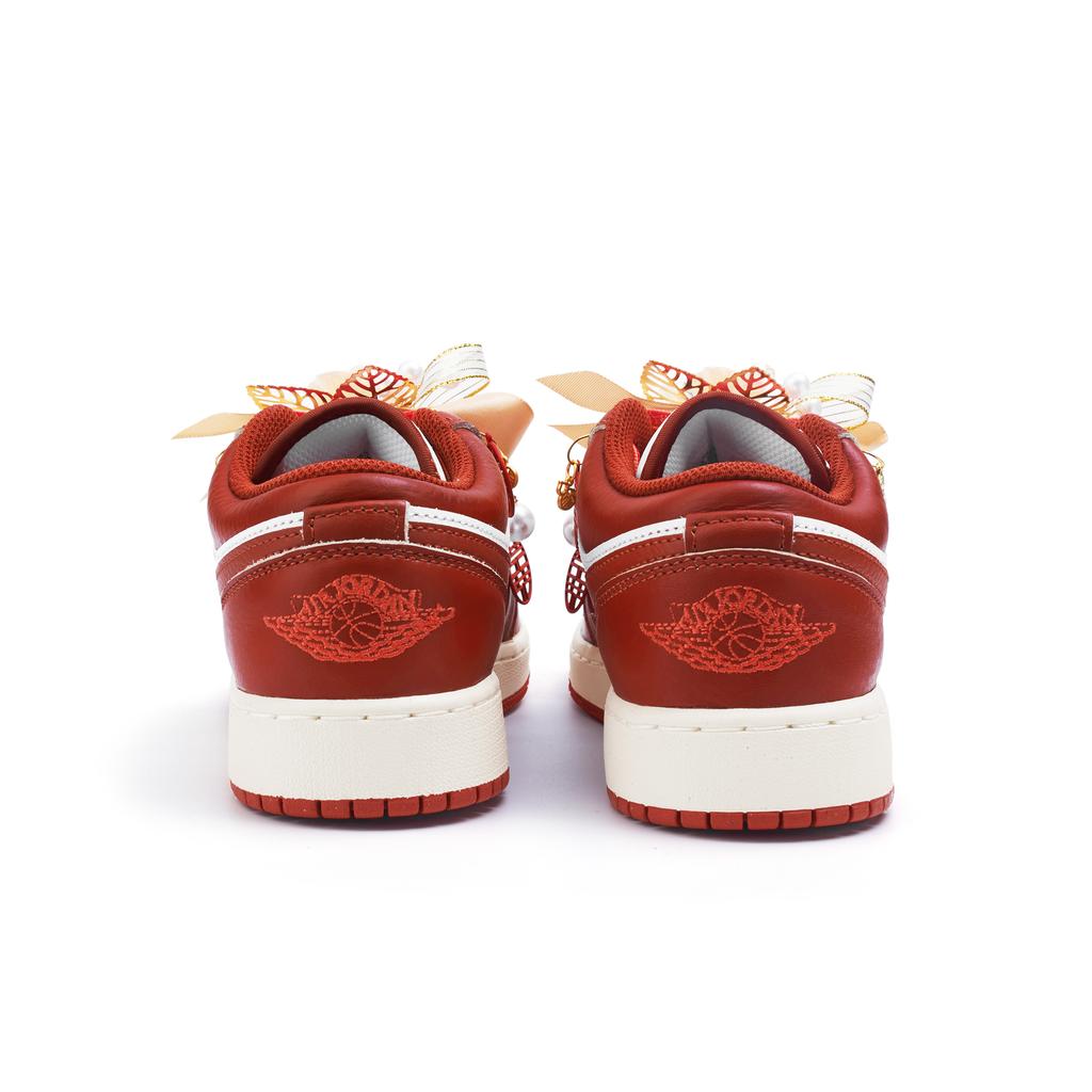 Jordan Air Jordan 1 Slip Resistant Abrasion Resistant Low top Vintage Basketball Shoes Women's Red FJ3465-160(Team746-SBOX)