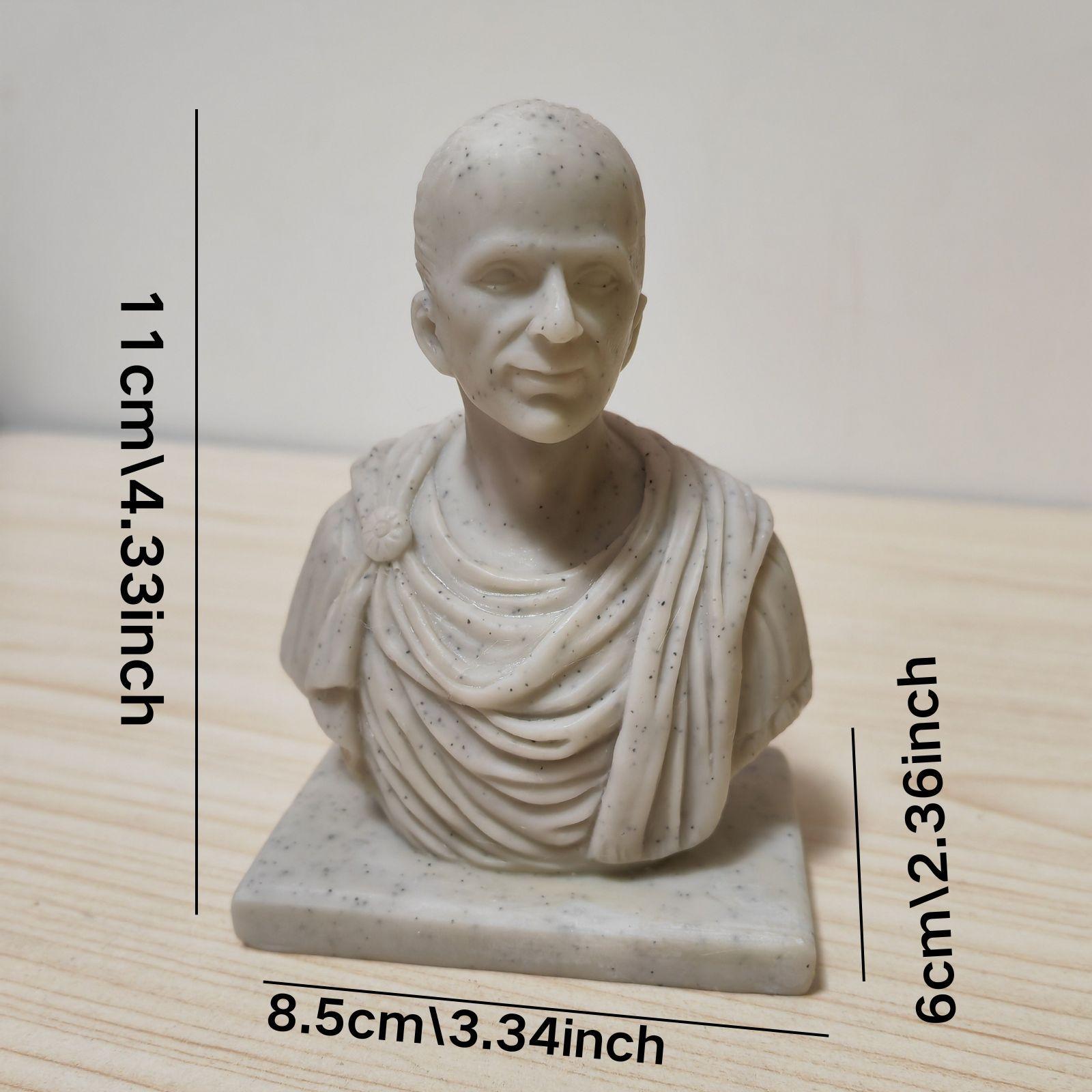 

2024 Новая креативная статуэтка персонажа Юлий Цезарь, украшение для офисного стола, держатель для ручек, украшение из смолы, аксессуары для дома