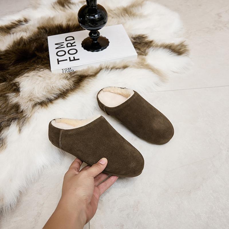 

Leather velvet half slippers women s autumn and winter new cotton shoes flat-bottomed versatile beanie shoes ladyshoes 40