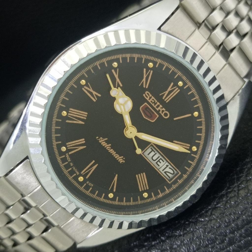 

ОТРЕМОНТИРОВАННЫЕ ВИНТАЖНЫЕ МУЖСКИЕ АВТОМАТИЧЕСКИЕ ЧАСЫ SEIKO 5 ЯПОНИЯ РИМСКИЕ ЦИФРЫ a442102-a