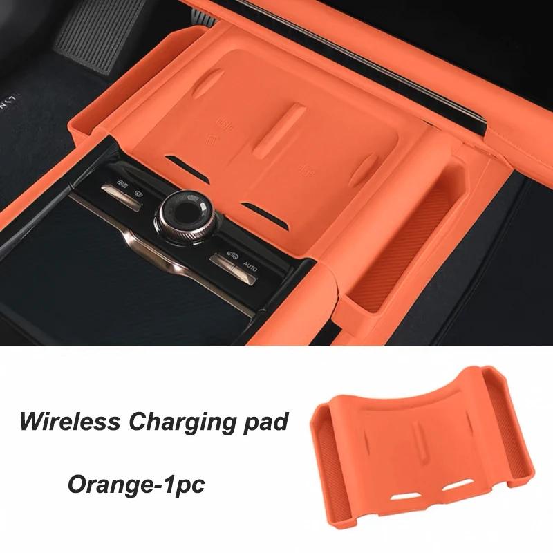 For Lynk&Co 900 2025 Center Console Wireless Charging Pad Mat Anti-scratched Silicone Protective Pad Car Modified Accessories