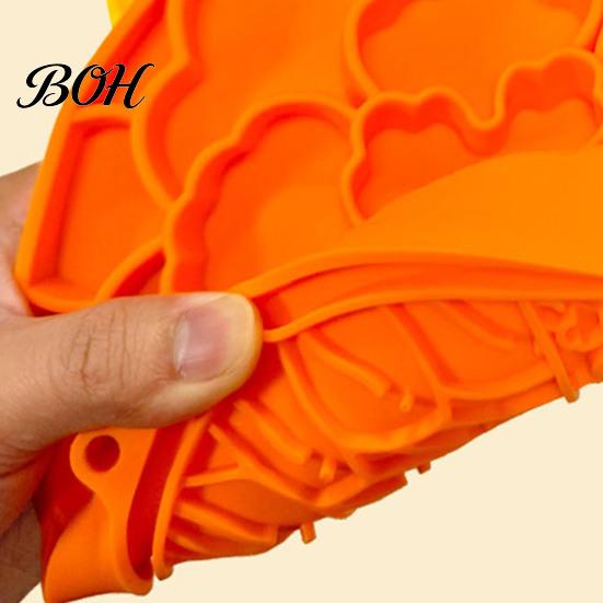 Anti-choke Dog Feeder Pet Slow Mat, Soft Silicone Lick Prevents Mat for Dogs Choking, Dish Cats Kibbles Thick Treat Multi-grid