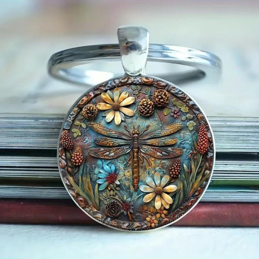 Round Alloy Keychain Pendant with Dragonfly Floral Design Metal Key Ring Decorative Accessory for Bags and Keys