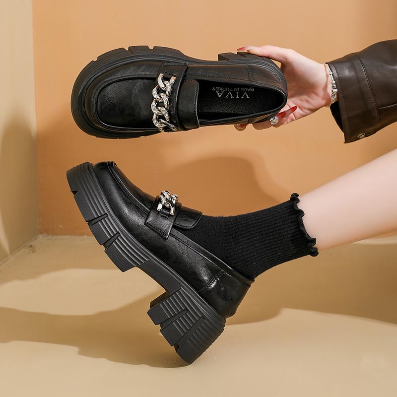 2025 Women Versatile Leather Shoes Large Size New Round Toe British Style Thick Sole Height-enhancing Shoes Fashionable