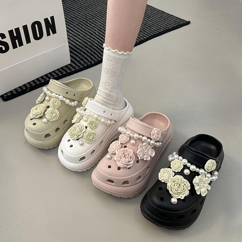 2025 Summer New High-value Flower Hole Shoes Wear Non-slip, Step On Shit Feeling Bag Head and Pedal Cool Slippers Women