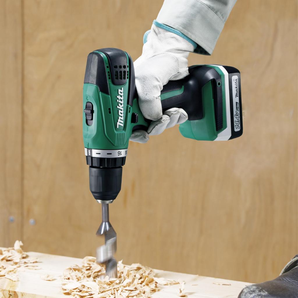 Makita Rechargeable Driver Drill with and Case MDF347DSA 14.4V2Ah Battery, Charger,