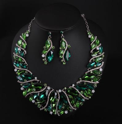 Set di orecchini e collana in cristallo per banchetti da sposa, accessori femminili