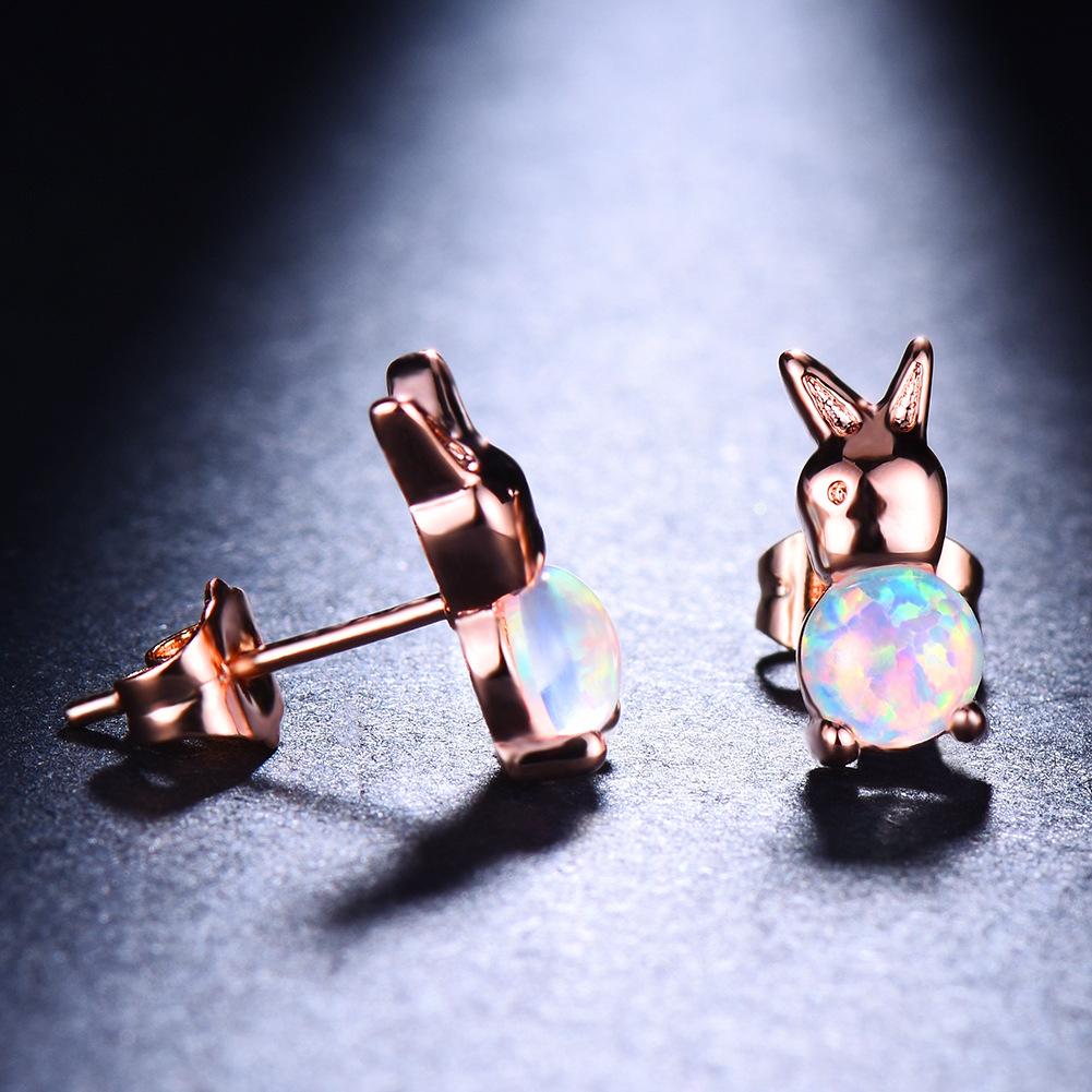 Hot Selling White Rabbit Earrings Blue Cute Animal Earrings Fashionable and Personalized Ear Accessories