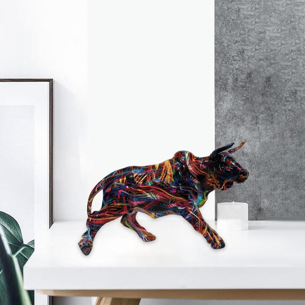 Funny Animal Statue Resin Sculpture Table Centerpiece Decor Graffiti Cow Figurine for Bookshelf Dining Room Porch Bedroom Home