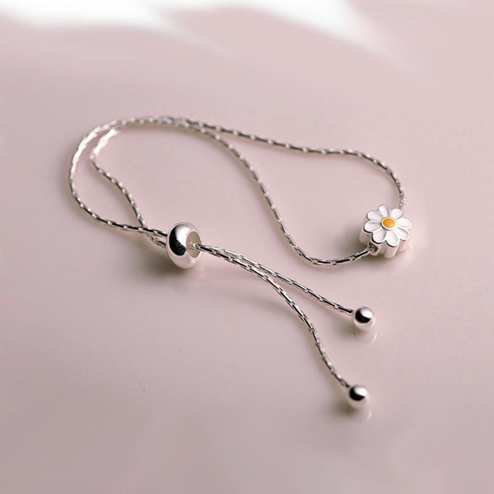 Wristband Women Flower Hand Bracelet Adjustable Friendship Bracelet Sweet Daisy Bracelet  Friends
