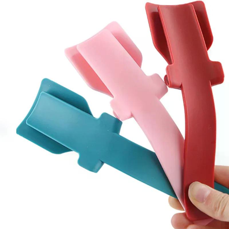 1pair Unisex Plastic Lazy Shoe Helpers Portable Shoehorn Sock Shoe Slider Travel Handled Lifting Wearing Helper