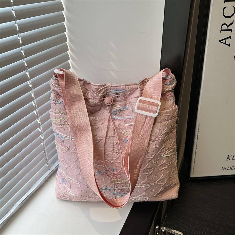 

Lightweight and simple style trendy drawstring tote women s bag fresh shoulder bag fashion messenger bag versatile canvas ins bag розовый