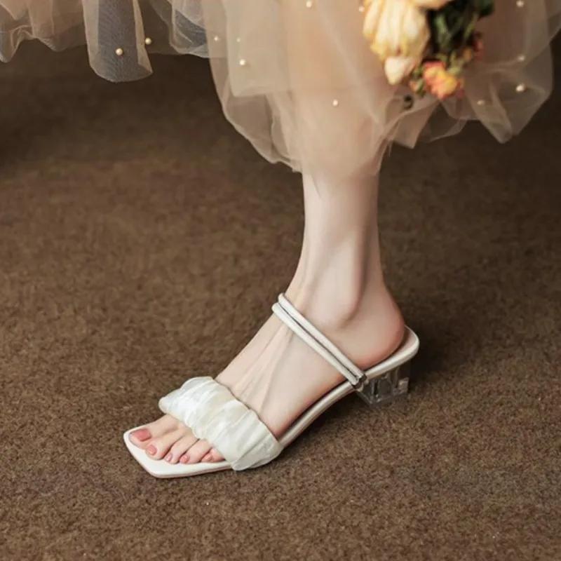 Outside Heeled Sandals Easy Wears 2025 Trend Shoes for Women Top Designs Vip 39 Slides On Promotion Summer Woman Slippers Sale