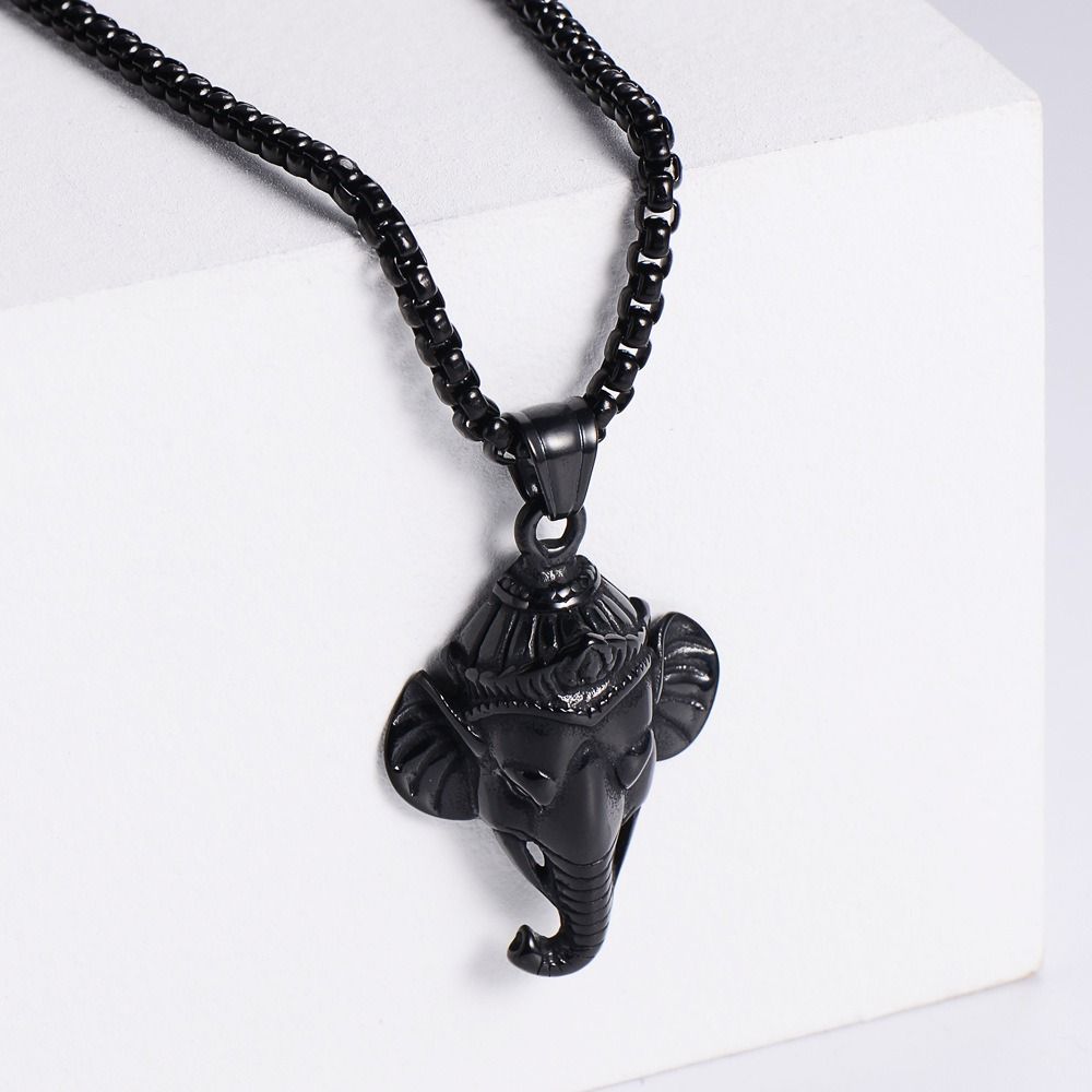 Rock Pendant with Chain Gothic Sweater Necklace Portable Punk Elephant Necklace  Daily Wear