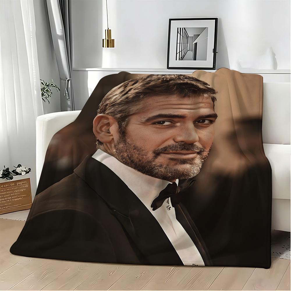 Celebrity G-Georges Clooneys Throw Lightweight 240G Flannel Blanket Soft Skin-Friendly For Summer Cooling