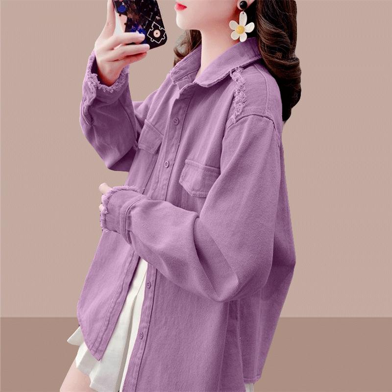 Mladistvá a elegantní vrstvená bunda pro ženy na začátek jara s límcem a kapsou, jednoduchá džínová košile v jednobarevném provedení