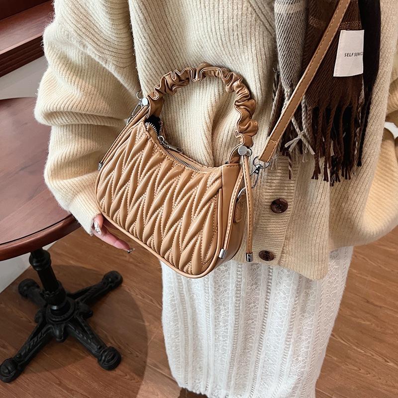 Fashion pleated bag women's spring new retro casual small square bag simple messenger bag tide