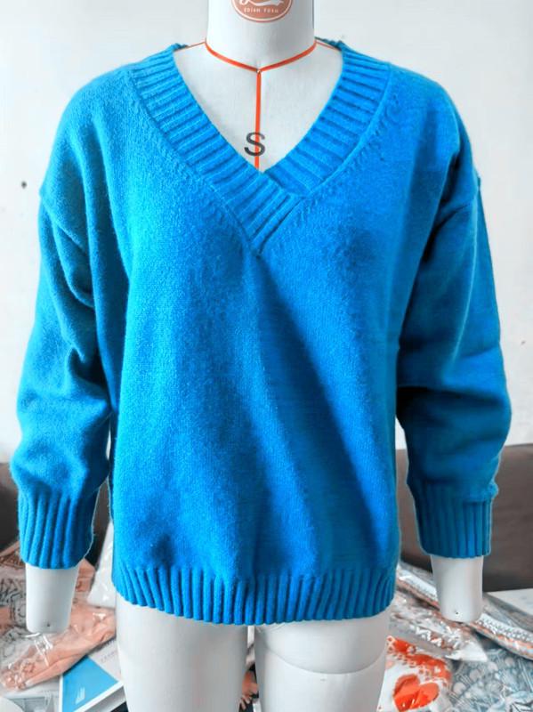 2025 European & American Loose V-Neck Pullover Sweater for Women - New Casual Knitwear Style