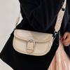This year, it is popular, versatile, retro, high-end, saddle bags, fashionable and casual temperament, simple commuting style, messenger bags, women.