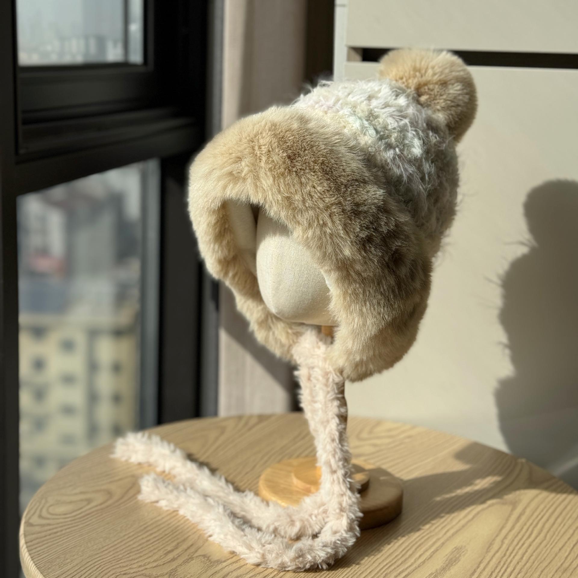 

New winter striped knitted Lei Feng hat for women, with added fleece and thickened lining, warm and suitable for cycling in the Northeast, cold-proof Adult54-60Average Size бежевый