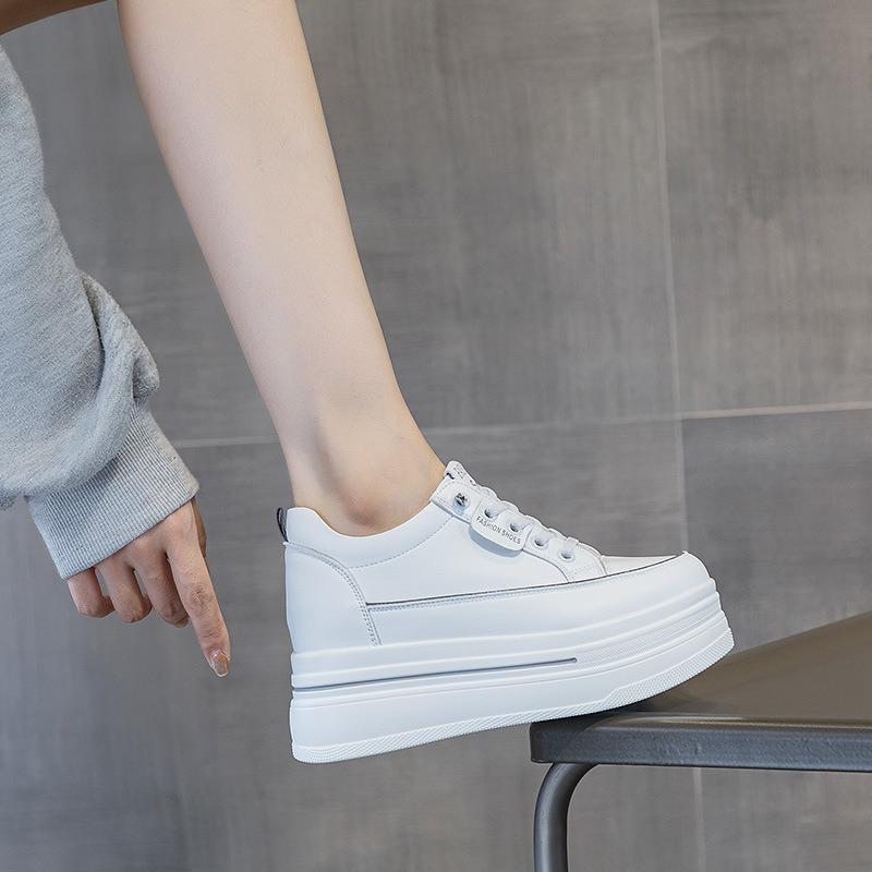 Muffin Platform White Shoes Women's Autumn New Leather Breathable Small Inner Height Increase 8 Casual Board Shoes