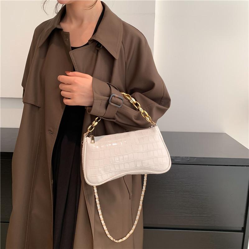 Trendy Black Pu Crossbody Bag 2023 Fashionable Small Square Shoulder Bag For Women