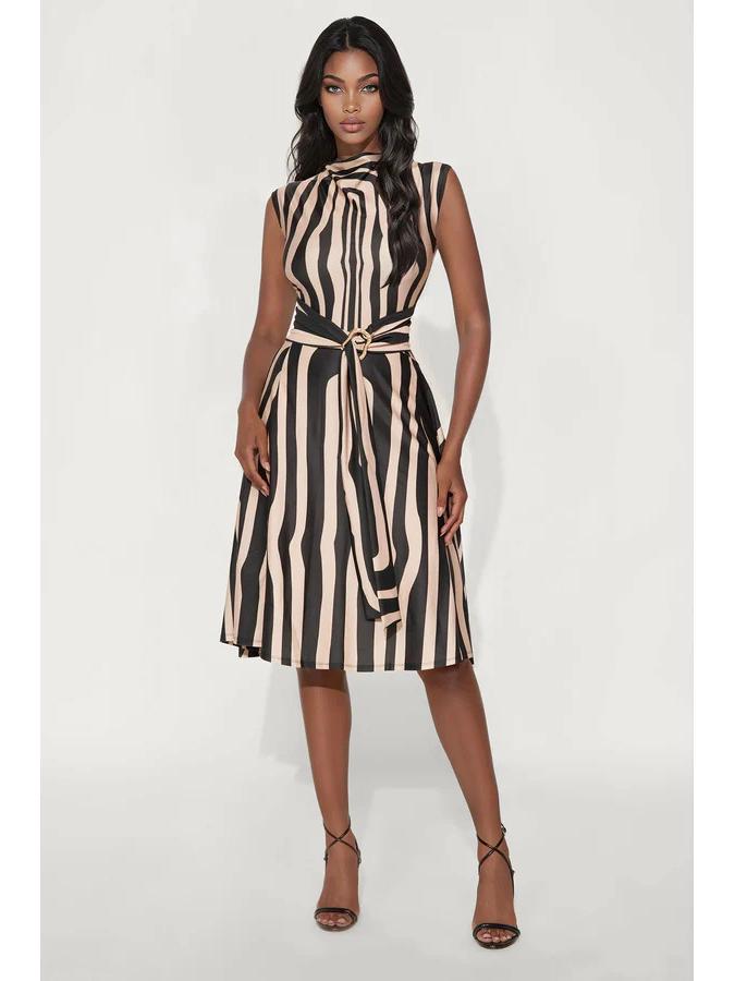 481 Women s Sleeveless Striped Midi Dress with Stacked Collar and Waist-Cinching Detail Extra Large