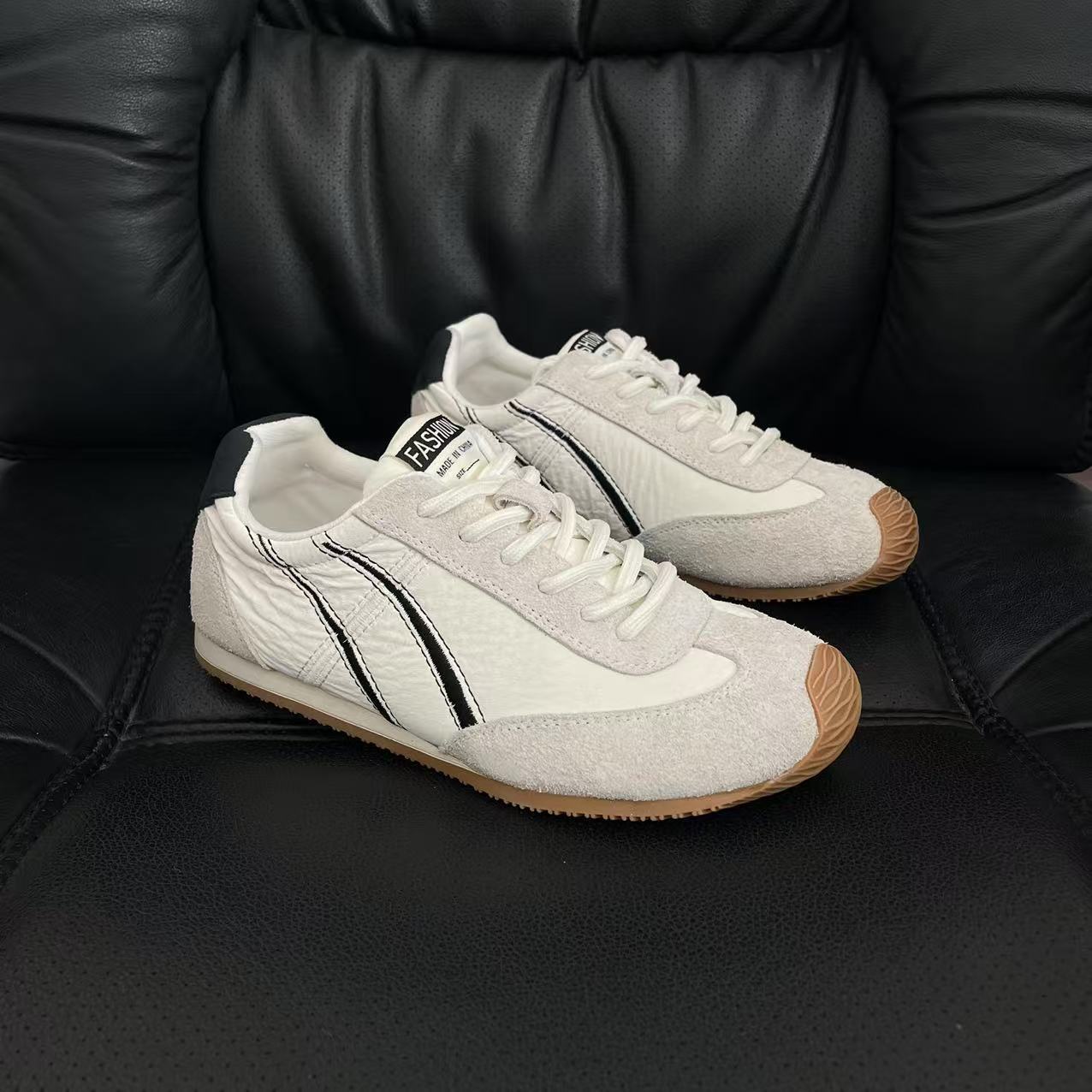 

Leather women s spring new ugly cute casual shoes flat bottom lightweight women s shoes trendy color matching versatile lace-up 40