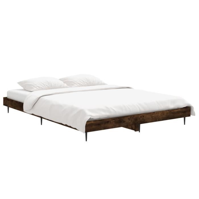 VidaXL Cadre de lit chêne fumé 140x190 cm bois d'ingénierie 832282