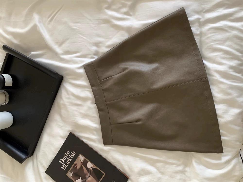 Korean Style High-Waisted PU Leather A-Line Skirt for Women - Short, Slimming, and Hip-Hugging