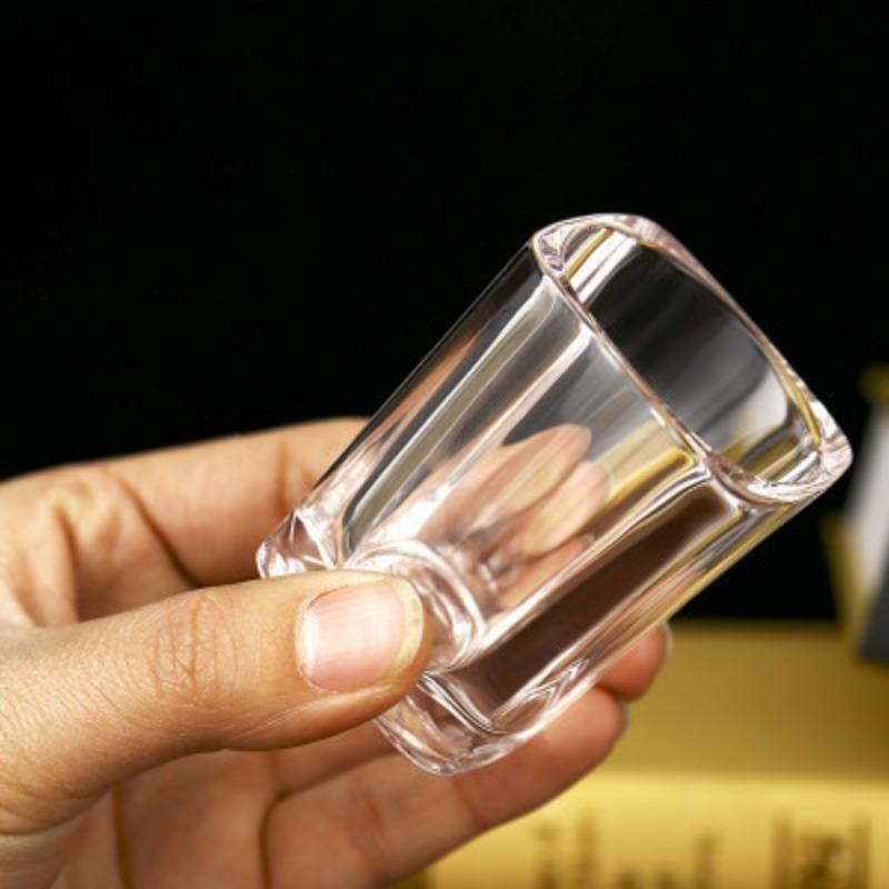 4pcs Wine Glass Set Glass Small Baijiu Liquor Cups One Mouthful Sake Wine Cup Flowered Ding Cups Imperial Cup Soju SGlass