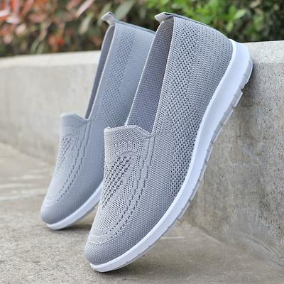 Cloth Shoes Women's New Flying Knitting Shoes Casual Soft Sole Mother Shoes