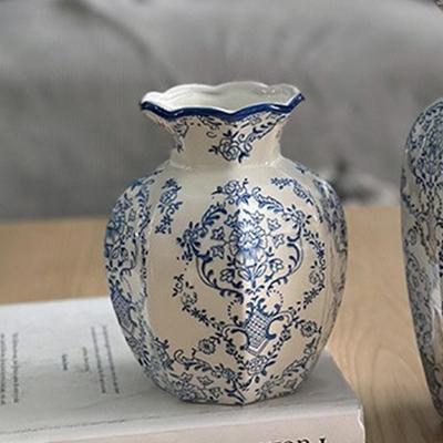 Blue And White Porcelain Vase for Floral Display In Office Or Home