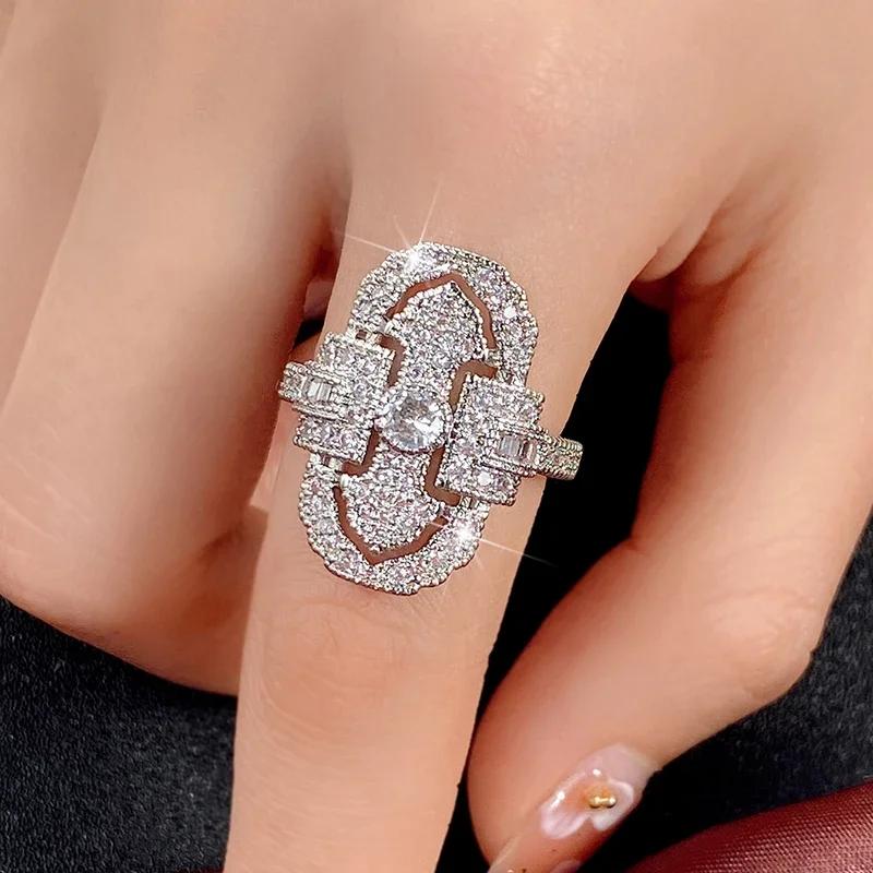 New Creative Design Geometric Shaped Cubic Zirconia Women Rings Modern Fashion Wedding Engagement Accessory Zircon Wholesale