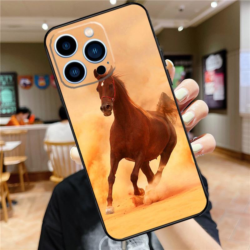 Running Horses Animal Case For iPhone 17 16 15 13 12 11 14 Pro Max Mini Plus 16e 17 Air Bumper Cover Accessories