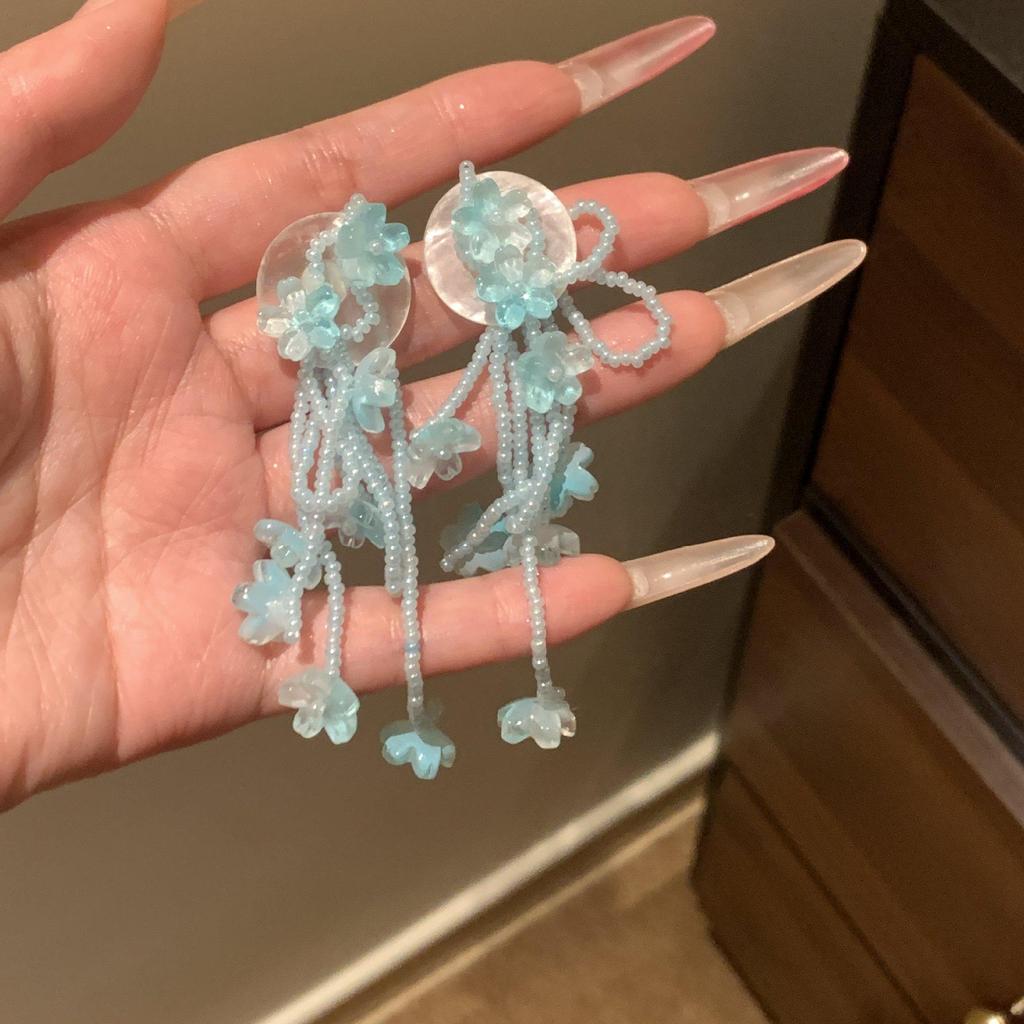 Clear Blue Resin Flower Earrings: Sea Salt Breeze Style for Summer Seaside Vacations