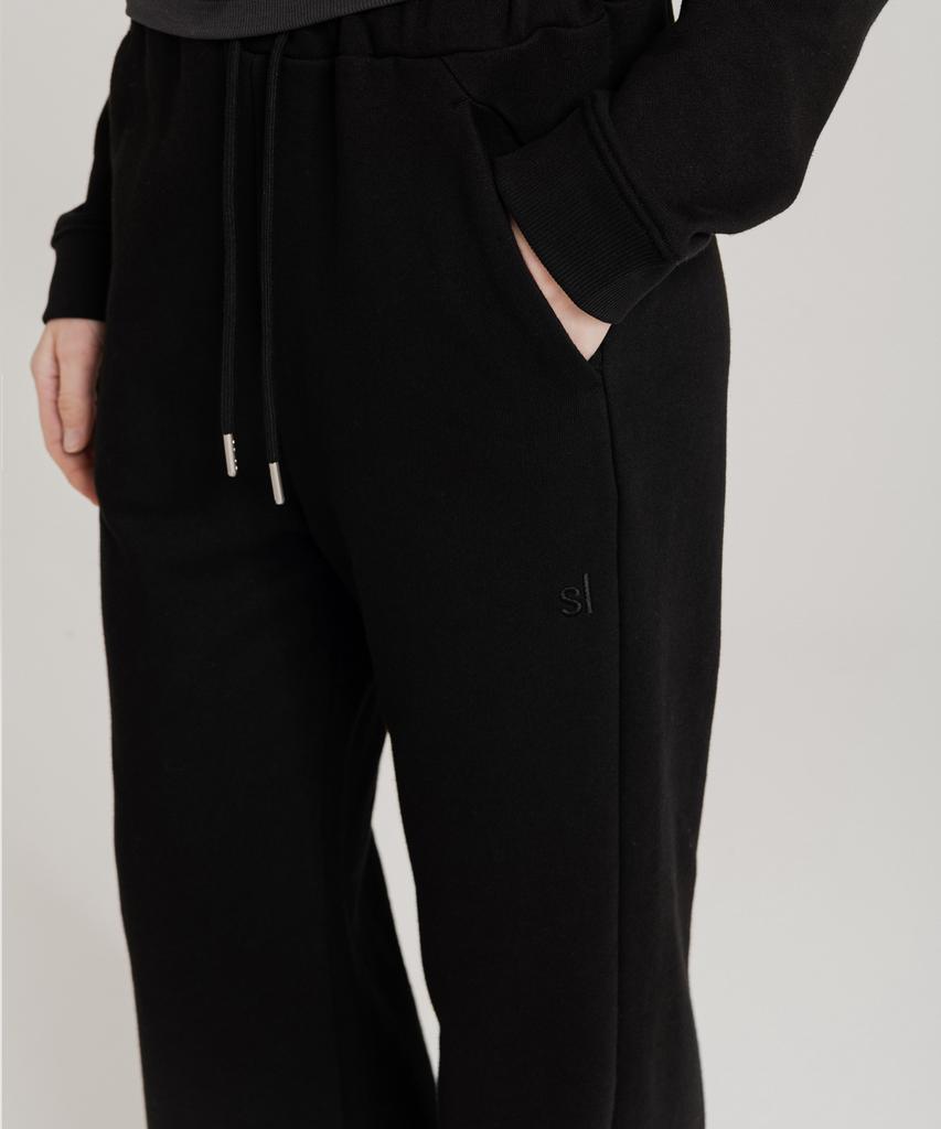 SSIN AND LEE (W) Easy Form Regular Fit Sweatpants Black